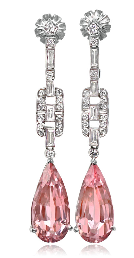Elegant Gold Creole Earring by David Webb