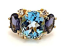 Elegant Gold Creole Earring by David Webb