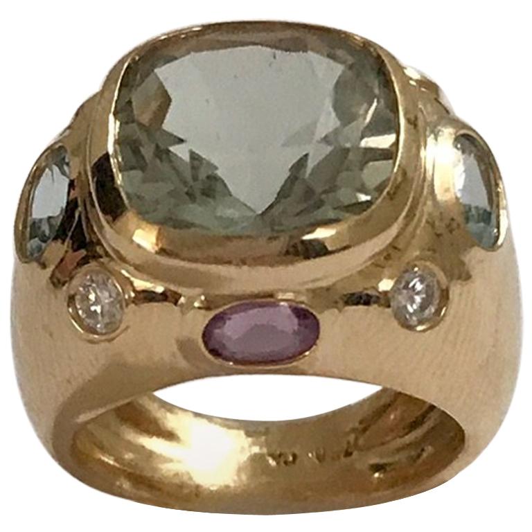 The BONHEUR Ring: 18kt Yellow Gold Domed Ring