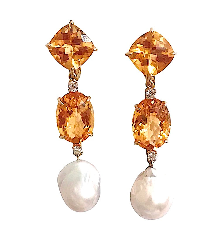 Elegant Gold Creole Earring  by David Webb