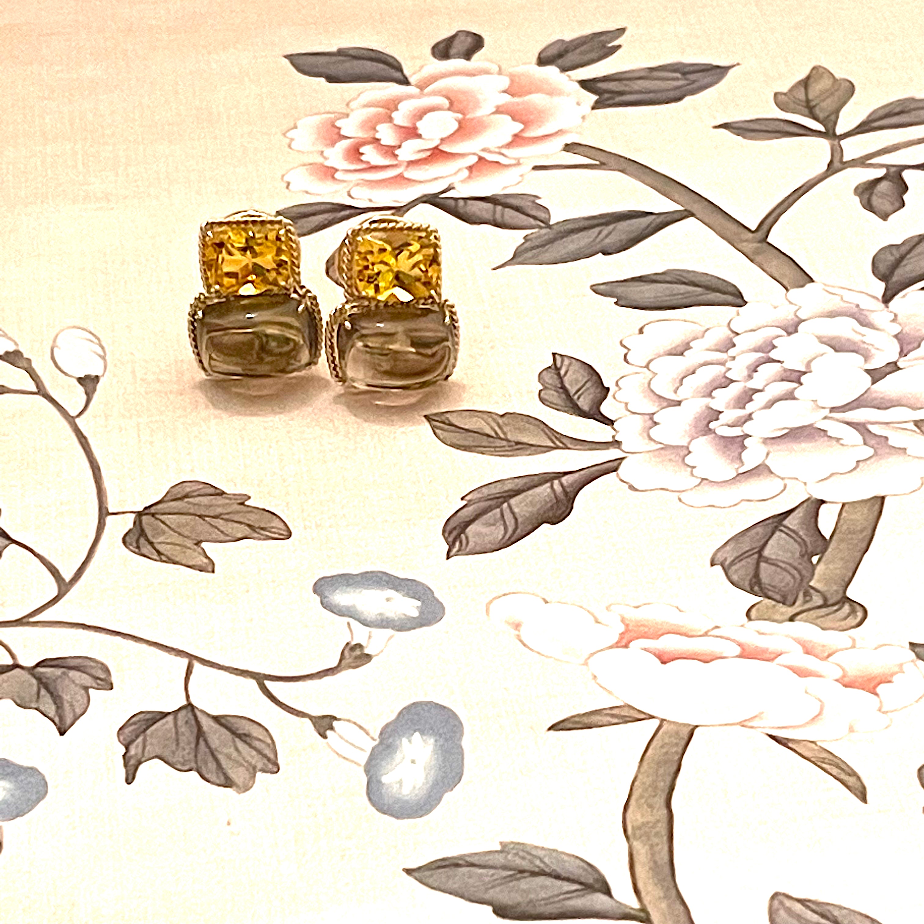 18kt Yellow Gold Cushion Rope Twist Border Earring with Citrine and Smoky Topaz